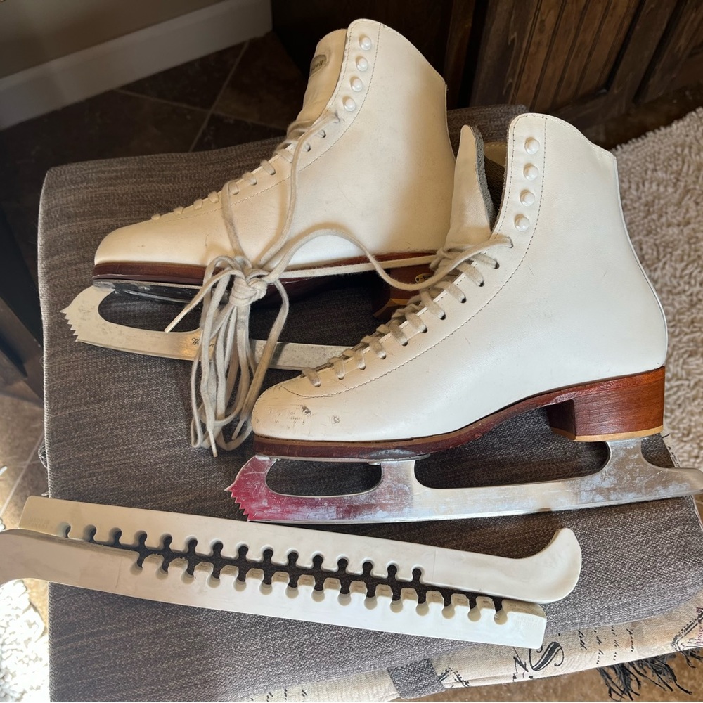 Women’s Figure Skates (gently used)